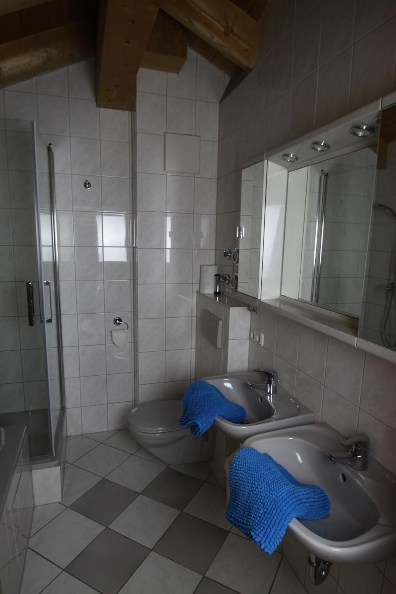 Ferienwohnung Almhuettenweg Dreitorspitze Garmisch-Partenkirchen Exterior photo